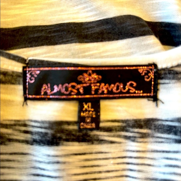 ALMOST FAMOUS DRESSY TOP - Picture 4 of 4